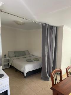 Corella Accommodation 1E - 2