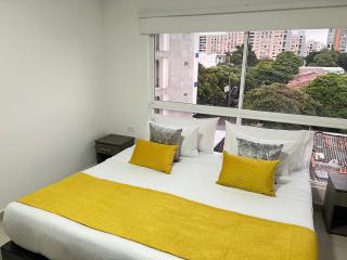 Aparta Suites la Flora Flora-Piscina-Jacuzzi - - 6