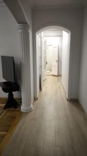 A spacious apartment in the historical center - 9