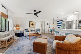 Waterfront - Private Pool - Pet Friendly - 7