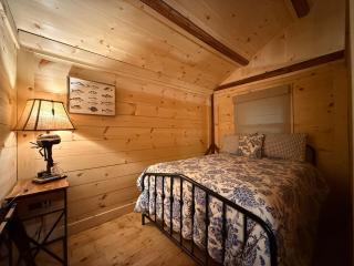 Toms Cabin on Lake Christopher - 6