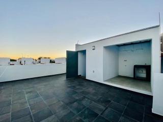 Casa Luna, a 10 min centro y a 5 min aeropuerto - 1