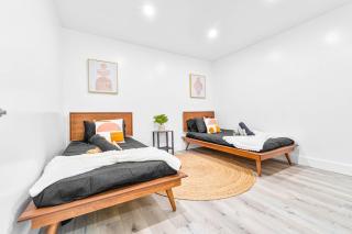 Modern Miami Home minutes to Wynwood & Downtown - 6