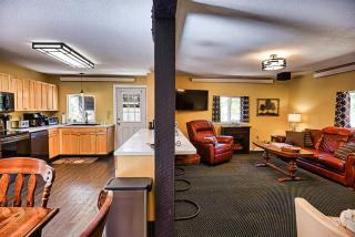 New Listing 3bd Woodsy Vibe in Leadville - 1