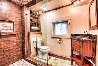 Rustic & Cozy 1BR one block from Main Street - 1