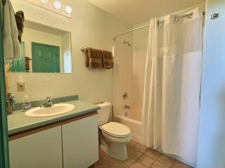 2 Bed Cabin Fireplace Lodgepole Pines - 3