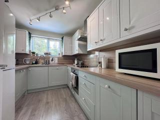 Bournemouth 2-Bedroom home with Balcony near Town - Bournemouth - 9