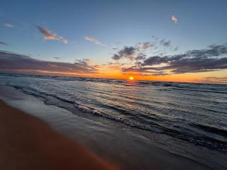 Cottage Apartment by Lake MI w private Hot Tub! - 4