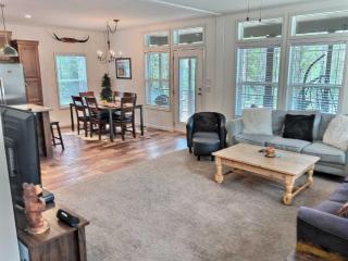 3BR Serene Home Mountain View Kid Friendly - 8