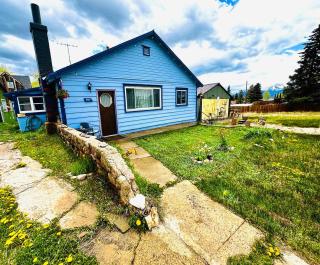 2br bike storage pet friendly walk to main st - 0
