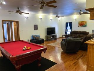 Airplane Hangar Loft - Coolest Stay in Fort Worth - 7