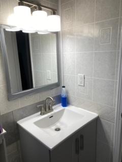 Comfy and Private Small Room - 3