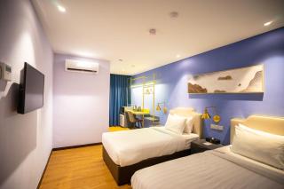Embassy Hotel Georgetown - 7