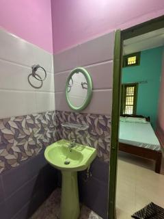 New Kaziranga Cottage - 5