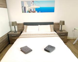 Super Large Ensuite Bedroom in Penthouse-Max 3 ppl - 7