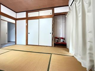 Osaka Guesthouse SAYURI HONKAN - Osaka - 1