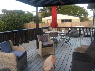 Warm sunny holiday home right in town - 7