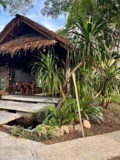 Authentic Thai Wooden House Coconut Lane - 9