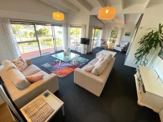 The Summer House - 8