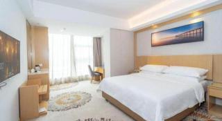 Vienna Hotel Guangzhou Huadu Financial Center Sunac Amusement Park - 1