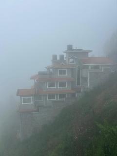 The Hills Edge - Kodaikānāl - 9