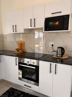 InWeFT Coastal Homes Apartment B - 4