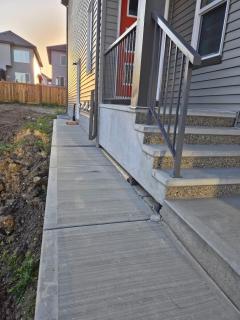 Spacious 2 Bedroom Suite in Edmonton - 7