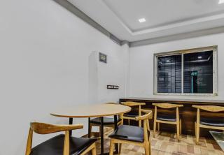 Super Hotel O MB International - 1