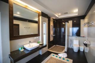 Hotel and Beach Bungalow at Lanta Resort - 7