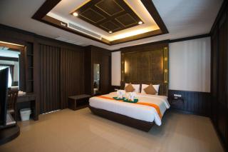 Hotel and Beach Bungalow at Lanta Resort - 4