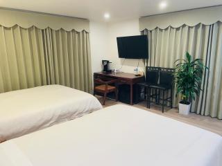 Quiet Private Room Near SFO with Free Parking - 5