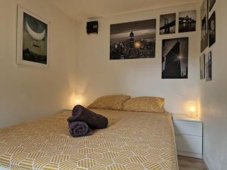 Loom - Modern Lodge in the Woods - 4