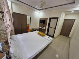 Sai Paradise lodging and Boarding - 9