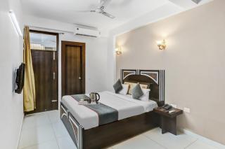 Hotel O Noida premium inn - 4