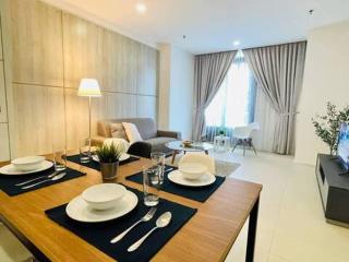 Max 5pax, Muji Style Apartment Arcoris Mont Kiara - 0