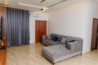 VistaStay Lekki - 7