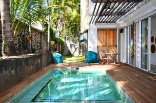 BEACHFRONT VILLA LA PELOUSE Pool, Beachfront, Trou d'eau douce - Mauritius - 0