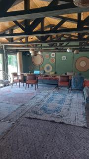 Top Hill Resort - 9
