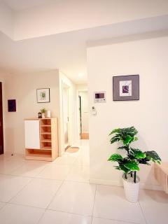 Relaxing and Security 2-Bedroom Apt at Masteri An Phu - 4
