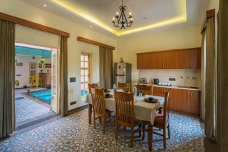 The Flamingo House - 8