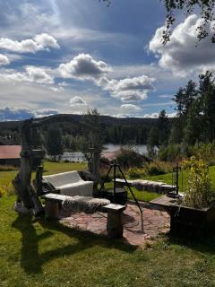 Hildas Hus with river view and spa - 8