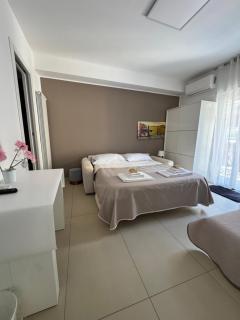 Four Rooms Naxos - 7