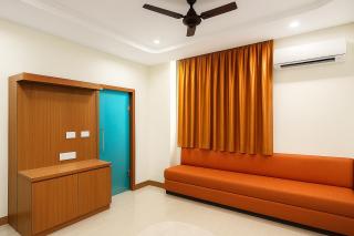 Hotel Grand Lucent - Gokul - 4