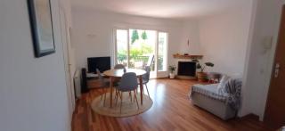 Quiet cozy apartment near beach - 0