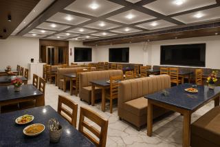 Hotel Grand Lucent - 2