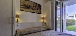 Lovely apartment with two fenced garden - 4