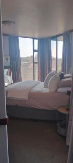 Manor on the Hill - 1