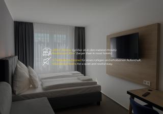 HI Grand City Hotel - 6