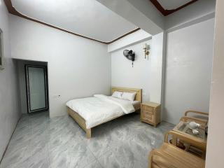 Nhà Bên Suối - 3