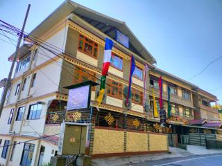The Valley Vista Resort - 6